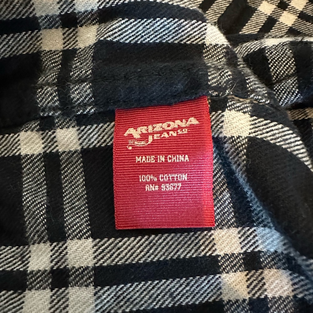 Black and White Arizona Flannel - Picture 5 of 6